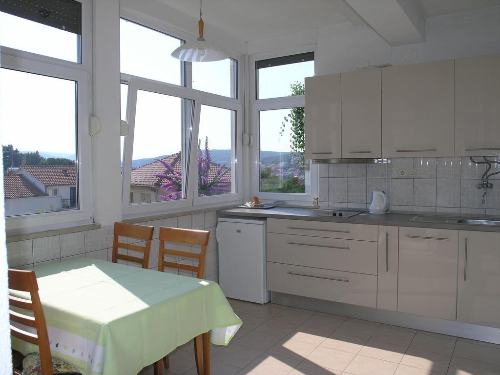 Apartments Rubinic Jelsa  Habitación foto