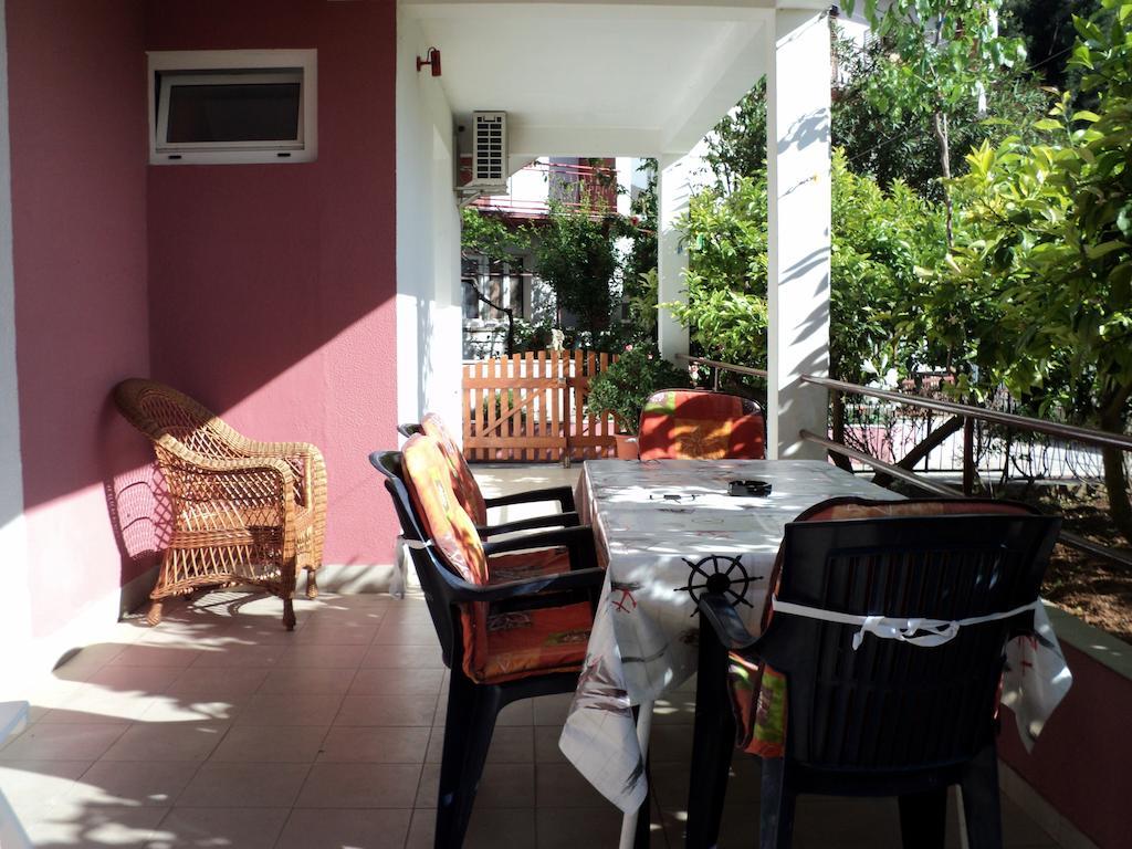 Apartments Rubinic Jelsa  Habitación foto